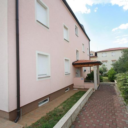 Apartment Mendikovic Πόρετς Εξωτερικό φωτογραφία