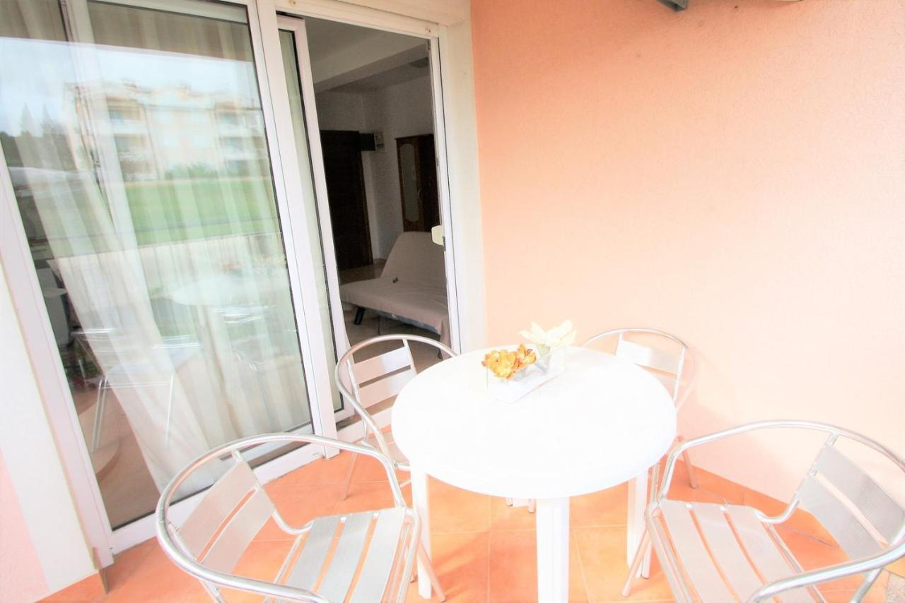 Apartment Mendikovic Πόρετς Εξωτερικό φωτογραφία