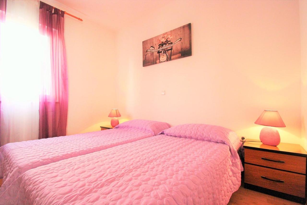 Apartment Mendikovic Πόρετς Εξωτερικό φωτογραφία